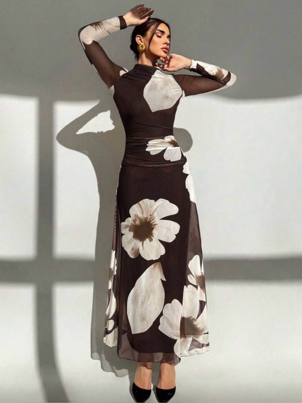 Women’s Long sleeve maxi Black Floral Mesh Dress New M